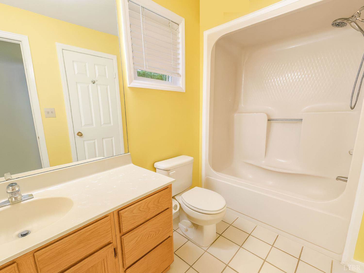 101 Manor Drive, Forest, VA 24551