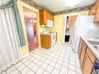 101 Manor Drive, Forest, VA 24551