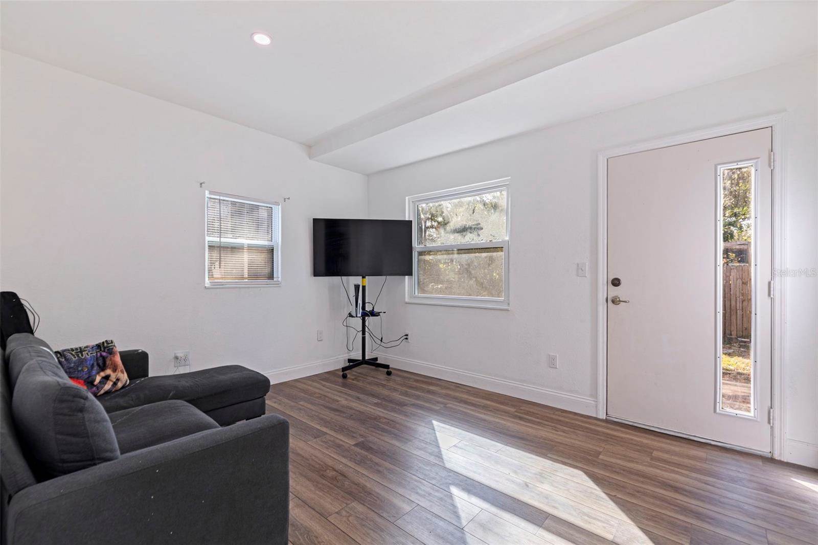 5322 25TH Avenue South, Gulfport, FL 33707