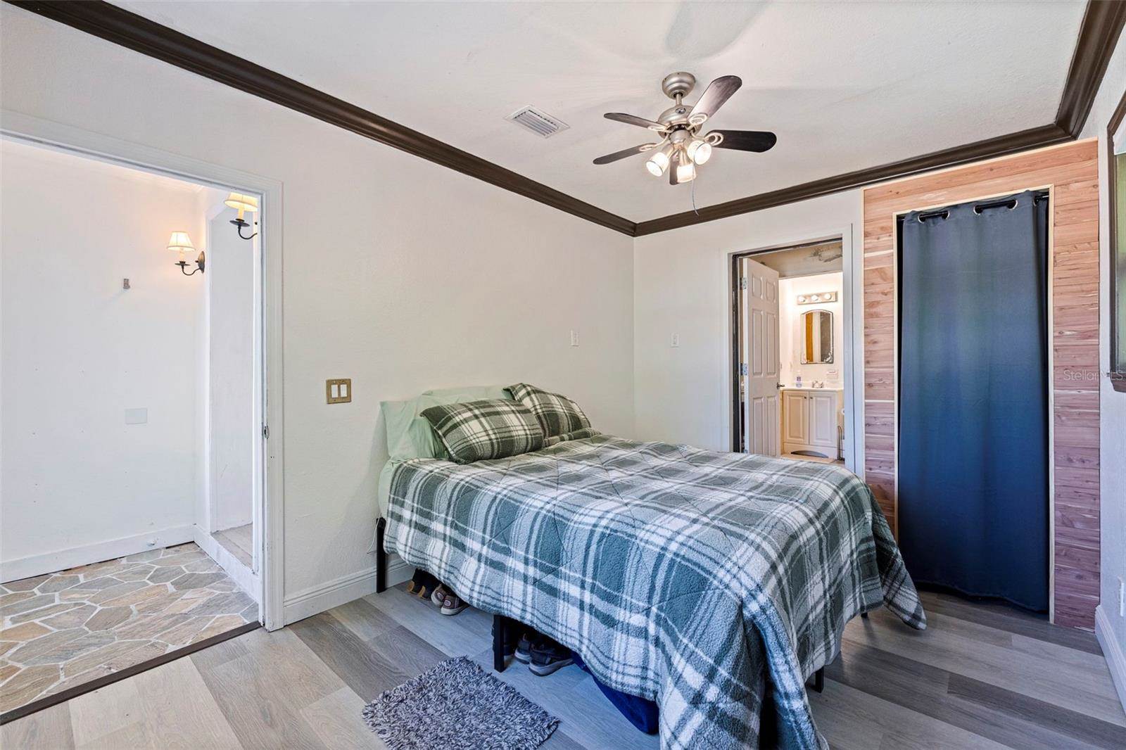 5322 25TH Avenue South, Gulfport, FL 33707