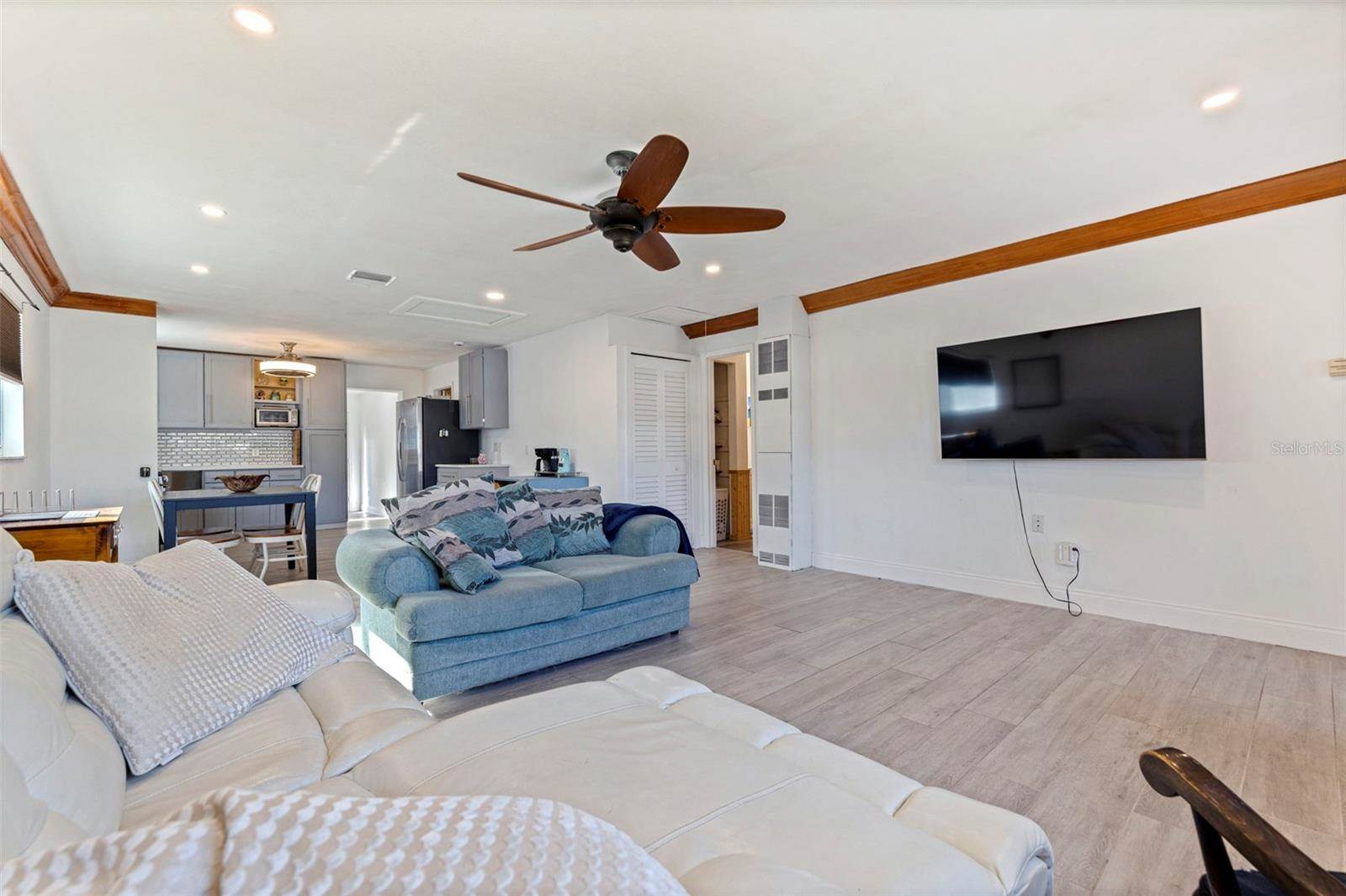 5322 25TH Avenue South, Gulfport, FL 33707