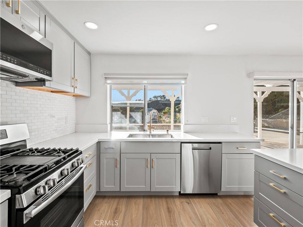 23208 Cuervo, Valencia, CA 91354