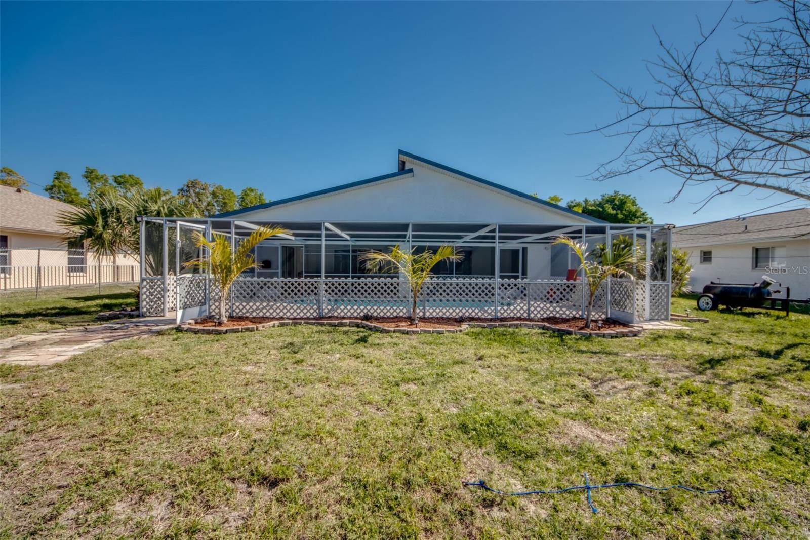 912 SE 24TH Avenue, Cape Coral, FL 33990