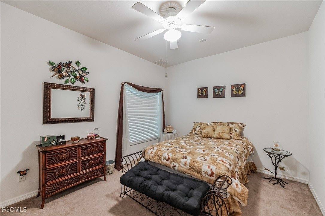 2863 SW 24th Avenue, Cape Coral, FL 33914