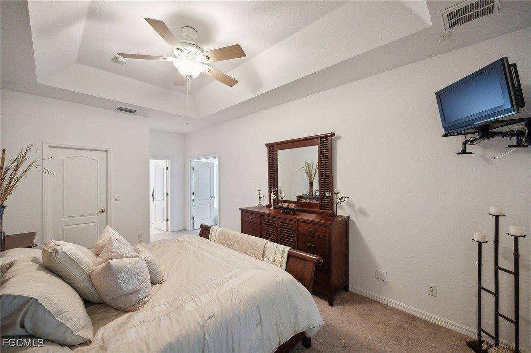 2863 SW 24th Avenue, Cape Coral, FL 33914