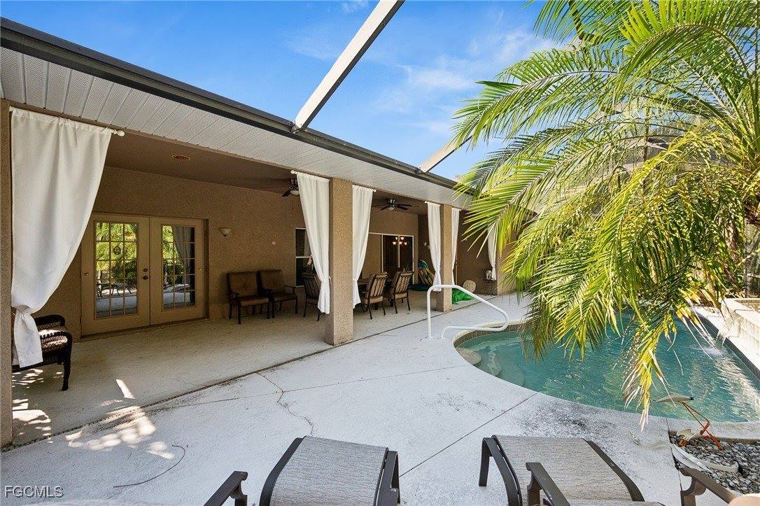 2863 SW 24th Avenue, Cape Coral, FL 33914