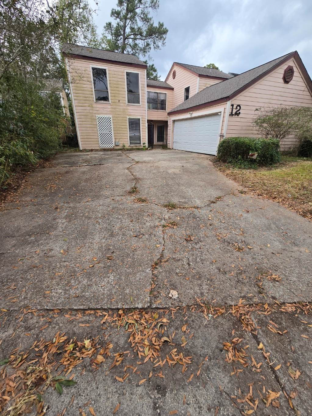 1746 Cloister Dr #12, Crosby, TX 77532