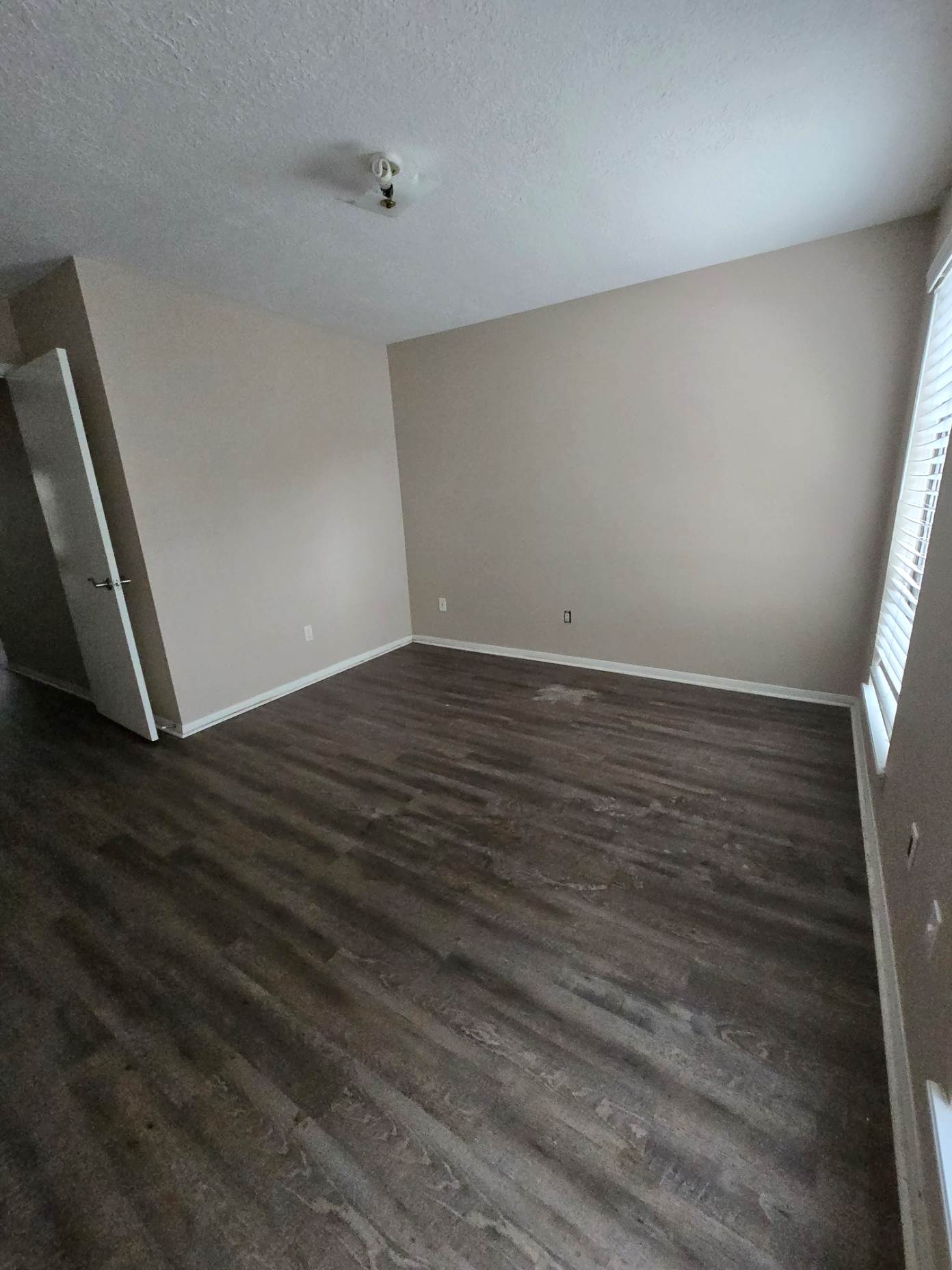 1746 Cloister Dr #12, Crosby, TX 77532