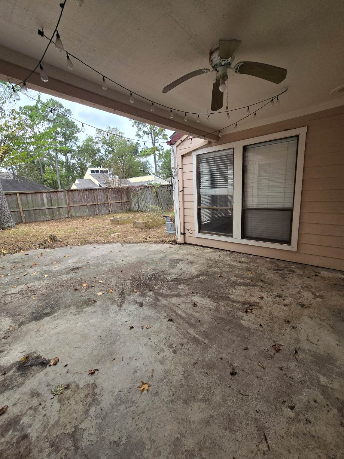 1746 Cloister Dr #12, Crosby, TX 77532