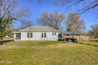305 Bartlett Avenue, Joplin, MO 64804