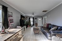 305 Bartlett Avenue, Joplin, MO 64804