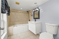 17 Windsor Street, Enfield, CT 06082