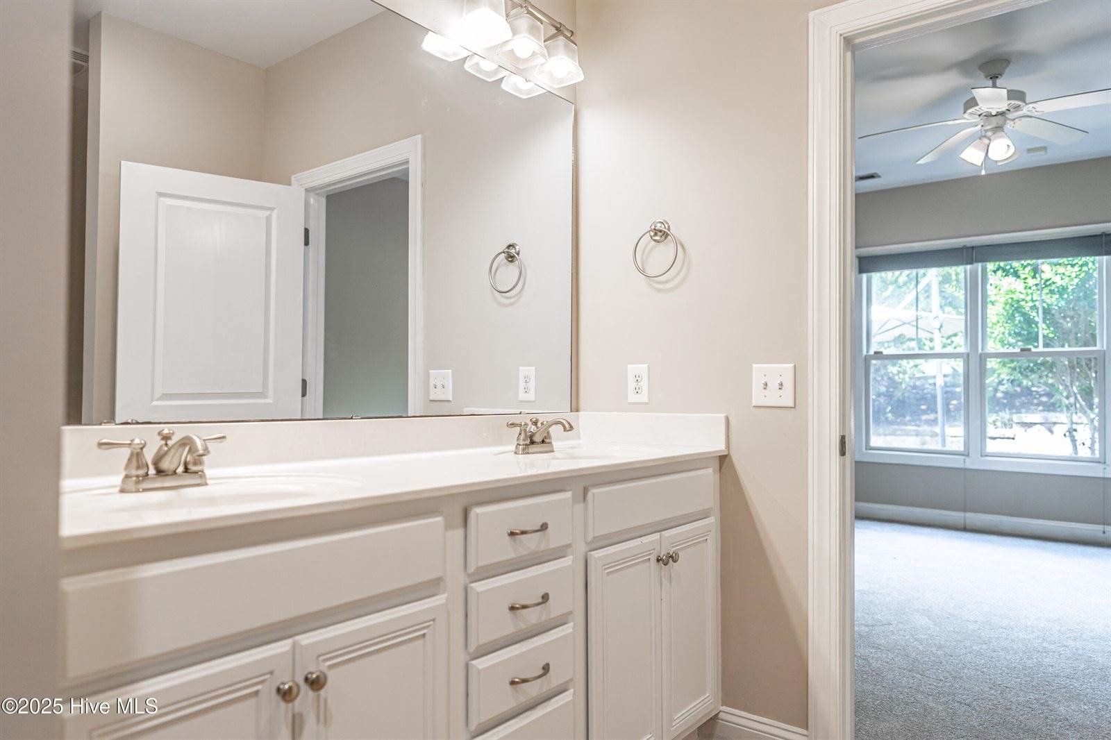 25 Elk Ridge Lane, Southern Pines, NC 28387