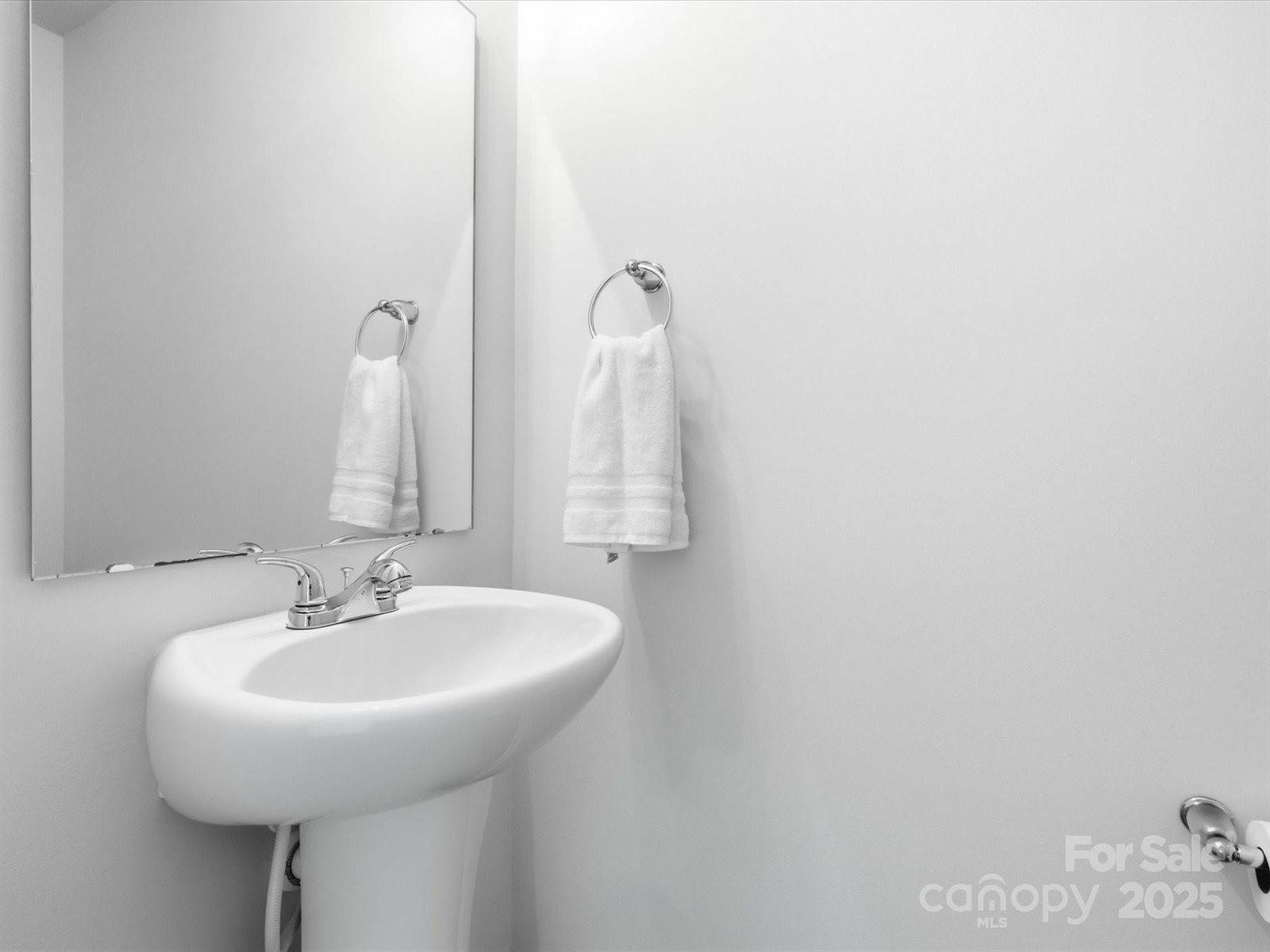 4912 Potter Road, Matthews, NC 28104