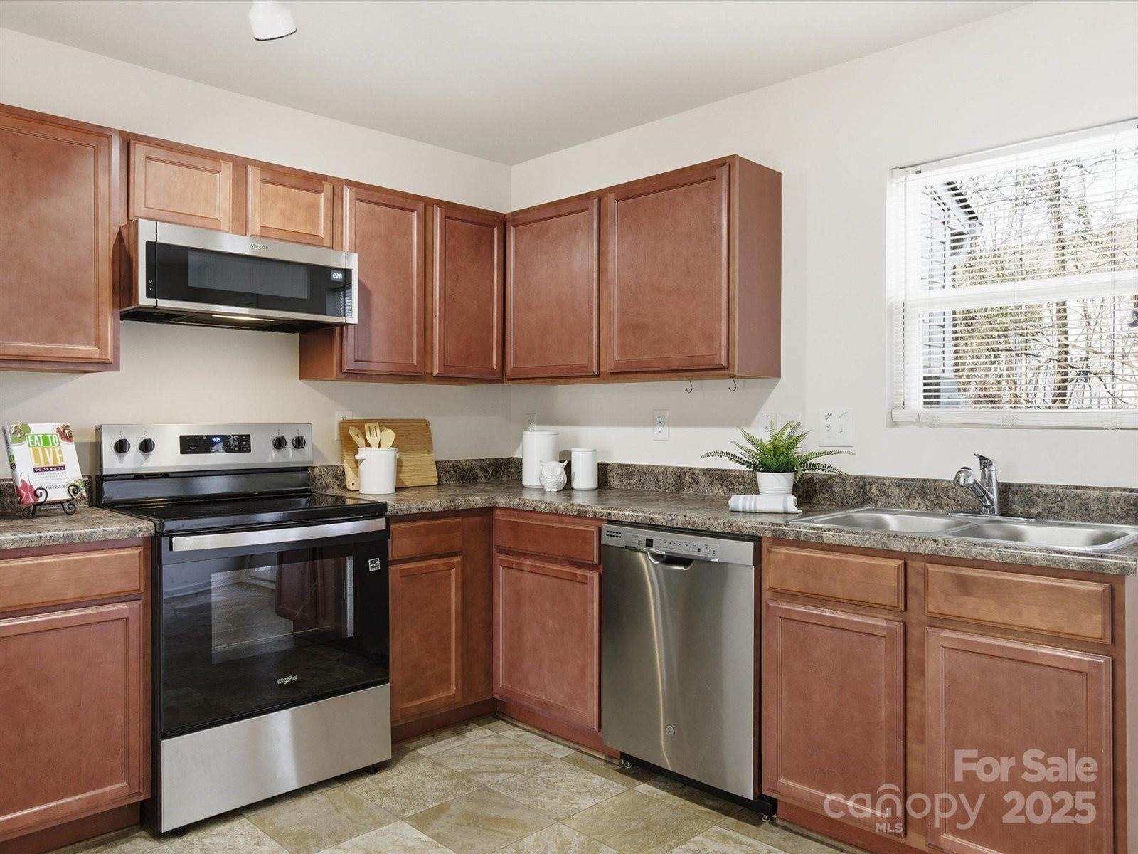 4912 Potter Road, Matthews, NC 28104