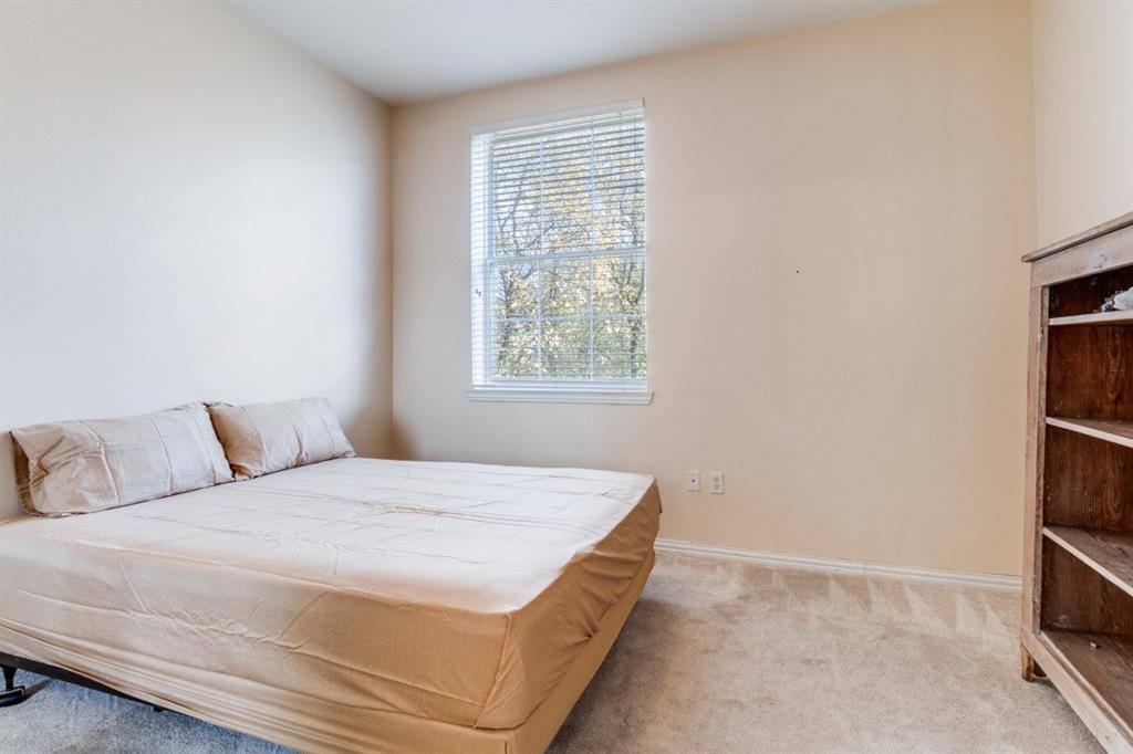 2305 Worthington Street, Dallas, TX 75204