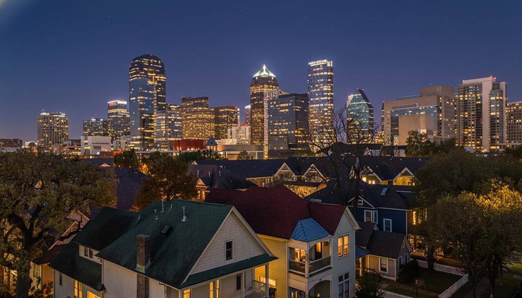 2305 Worthington Street, Dallas, TX 75204