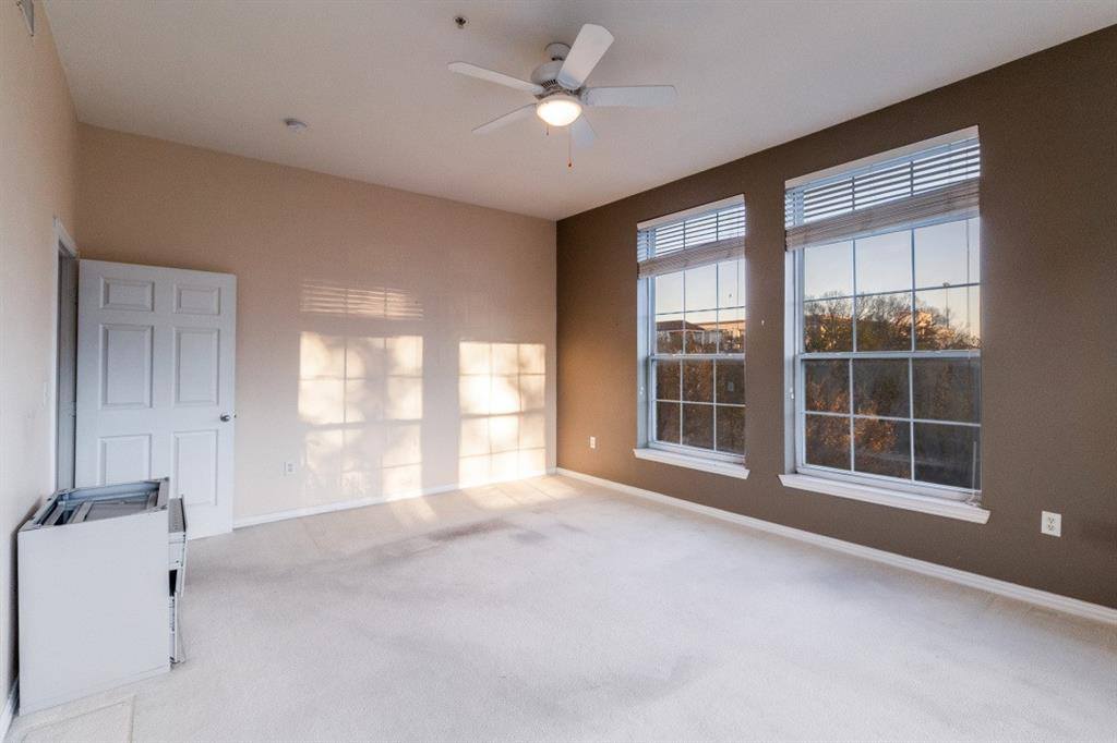 2305 Worthington Street, Dallas, TX 75204