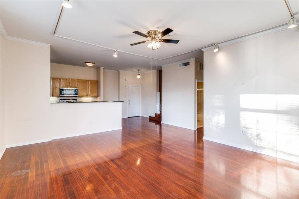 2305 Worthington Street, Dallas, TX 75204