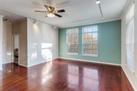 2305 Worthington Street, Dallas, TX 75204
