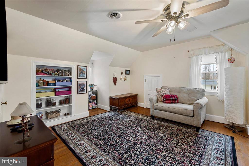 310 W Main Street, Wardensville, WV 26851