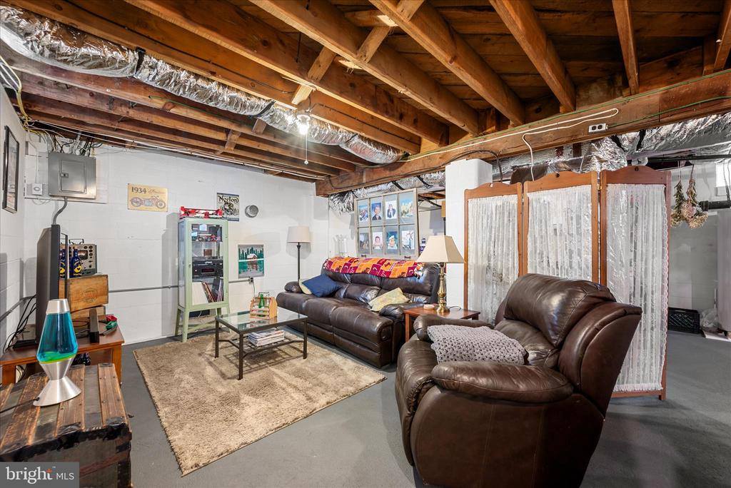 310 W Main Street, Wardensville, WV 26851