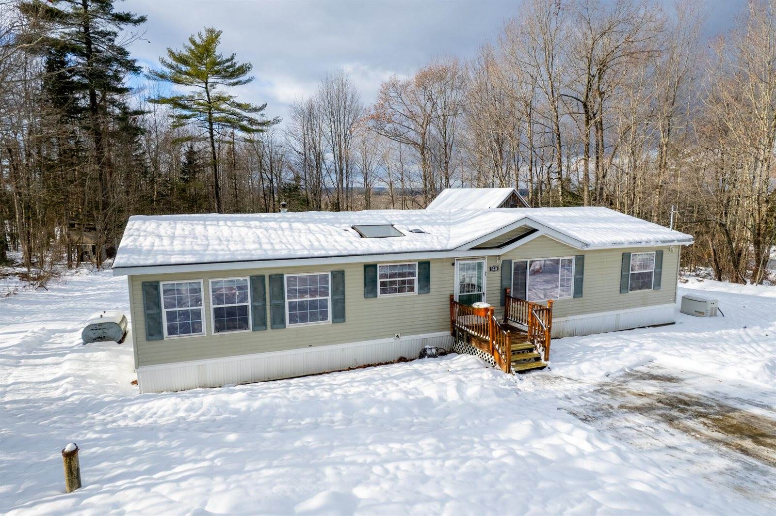 3036 Ohio Street, Glenburn, ME 04401