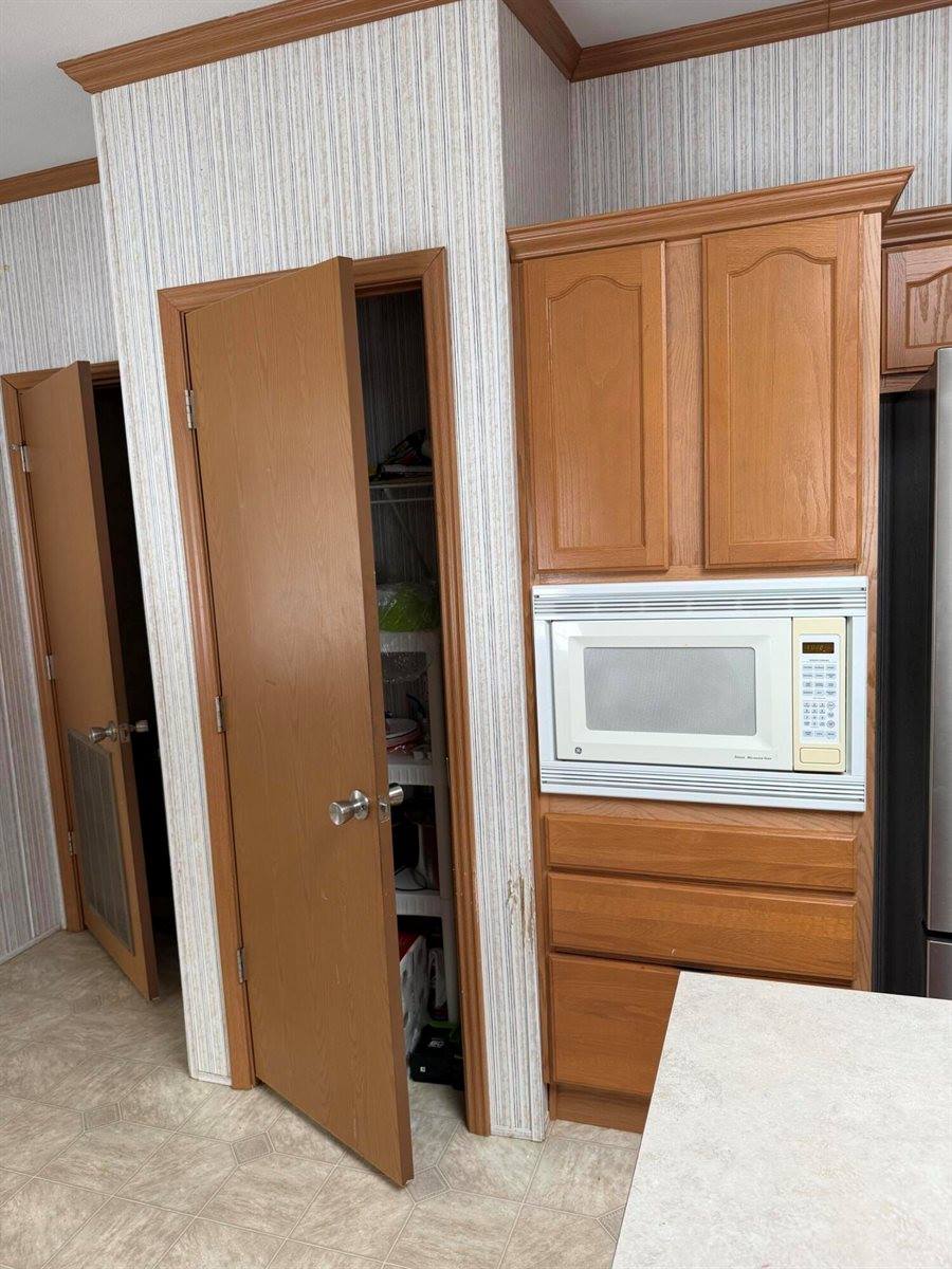 3036 Ohio Street, Glenburn, ME 04401