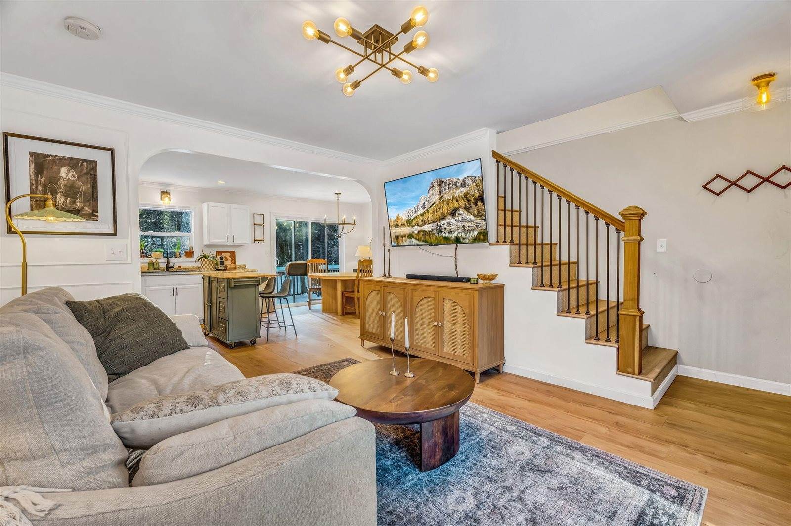 72 North Road, Winterport, ME 04496