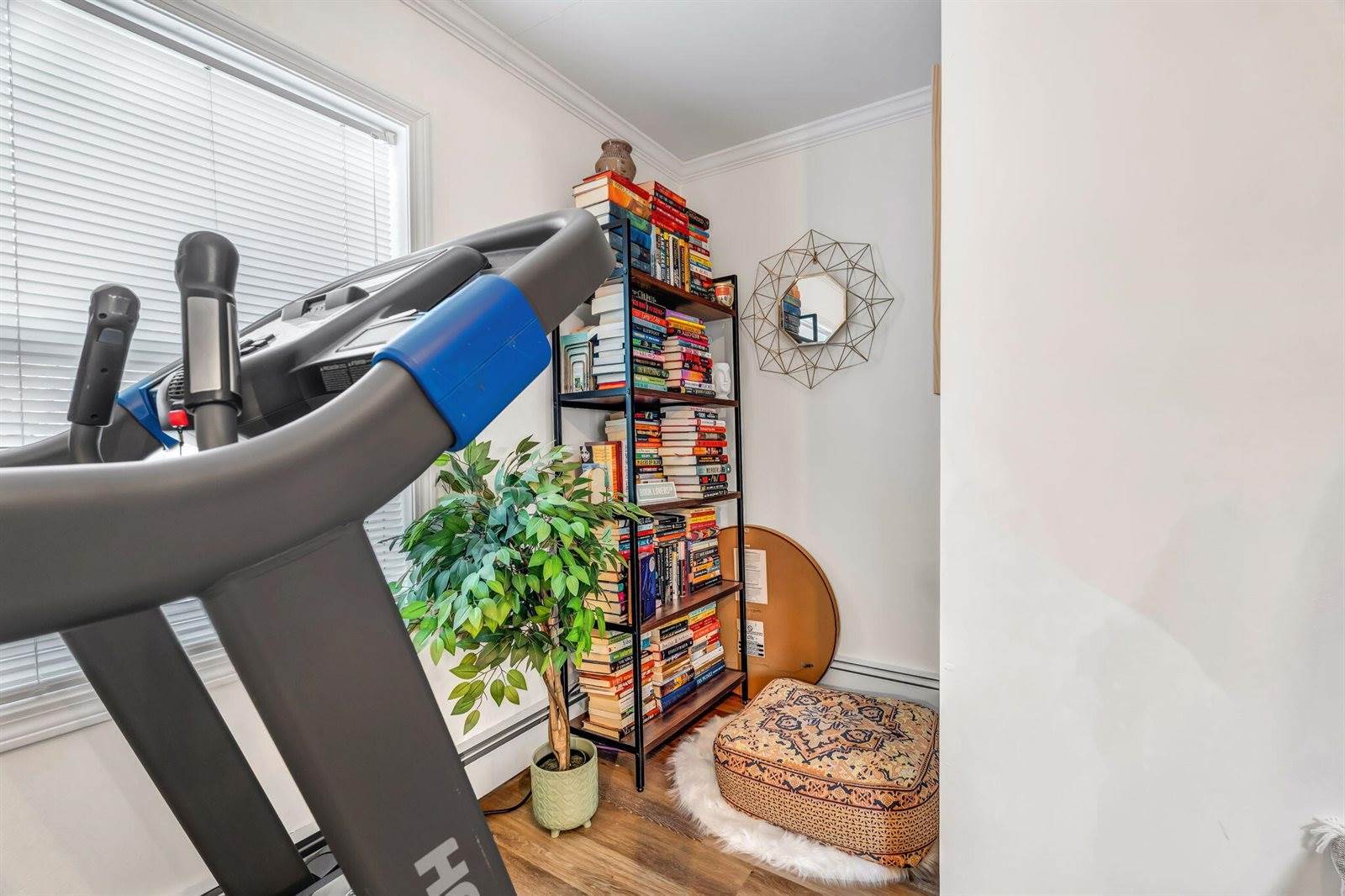 72 North Road, Winterport, ME 04496