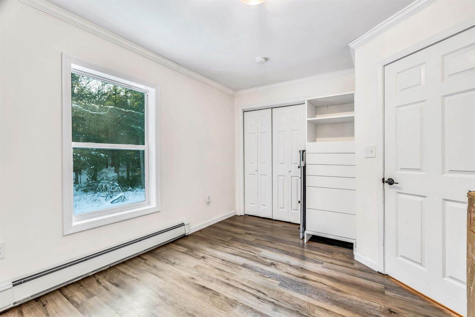 72 North Road, Winterport, ME 04496