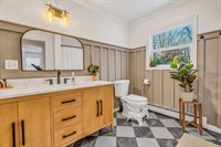 72 North Road, Winterport, ME 04496