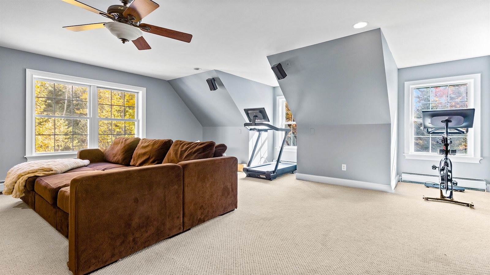 52 Johns Way, Hampden, ME 04444