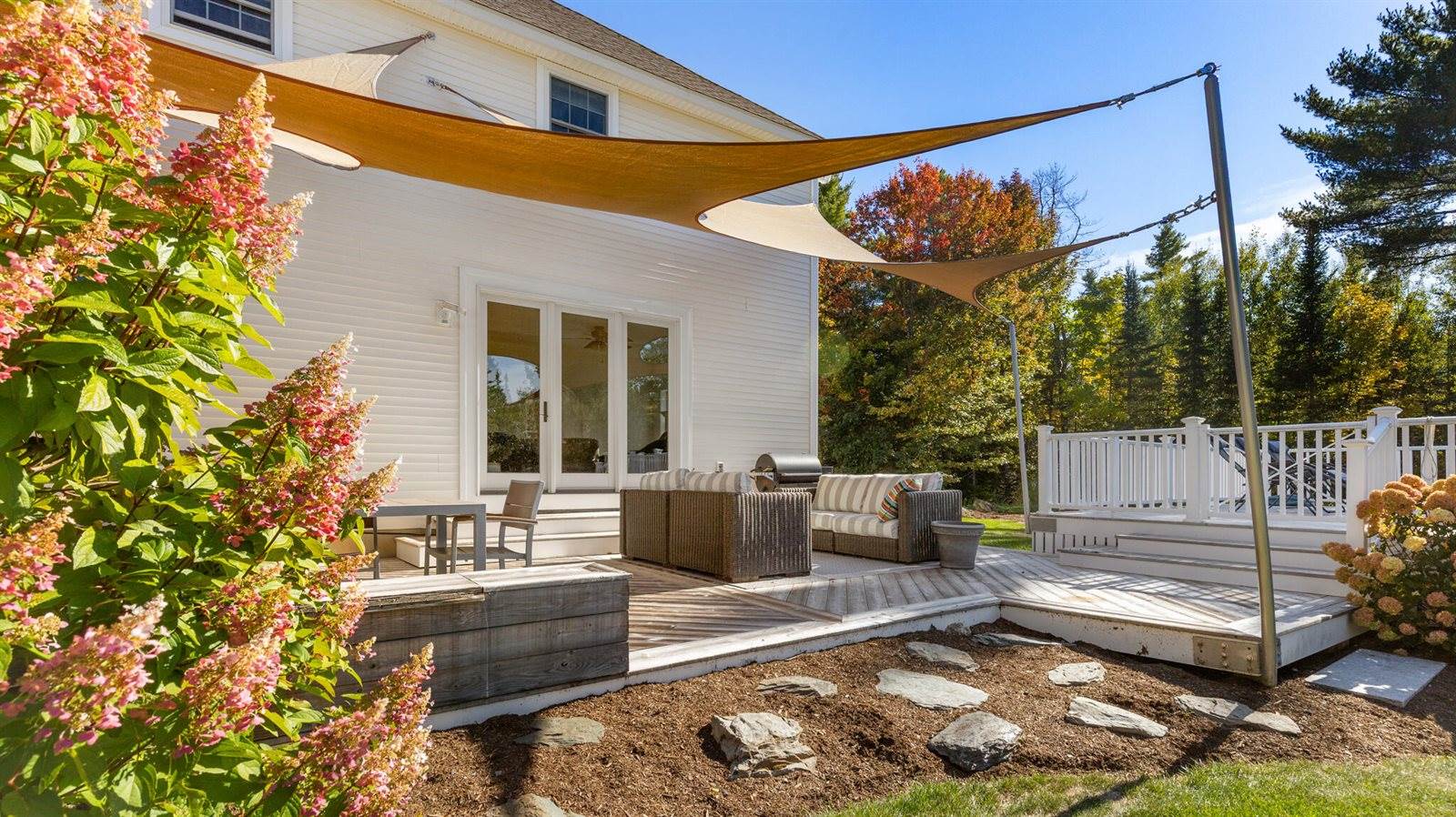 52 Johns Way, Hampden, ME 04444