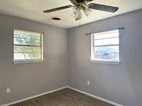 314 SW 68th St, Lawton, OK 73505