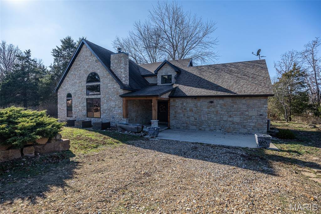 20250 Crabapple Road, Lebanon, MO 65536