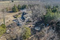 20250 Crabapple Road, Lebanon, MO 65536