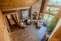 20250 Crabapple Road, Lebanon, MO 65536
