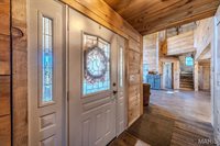 20250 Crabapple Road, Lebanon, MO 65536