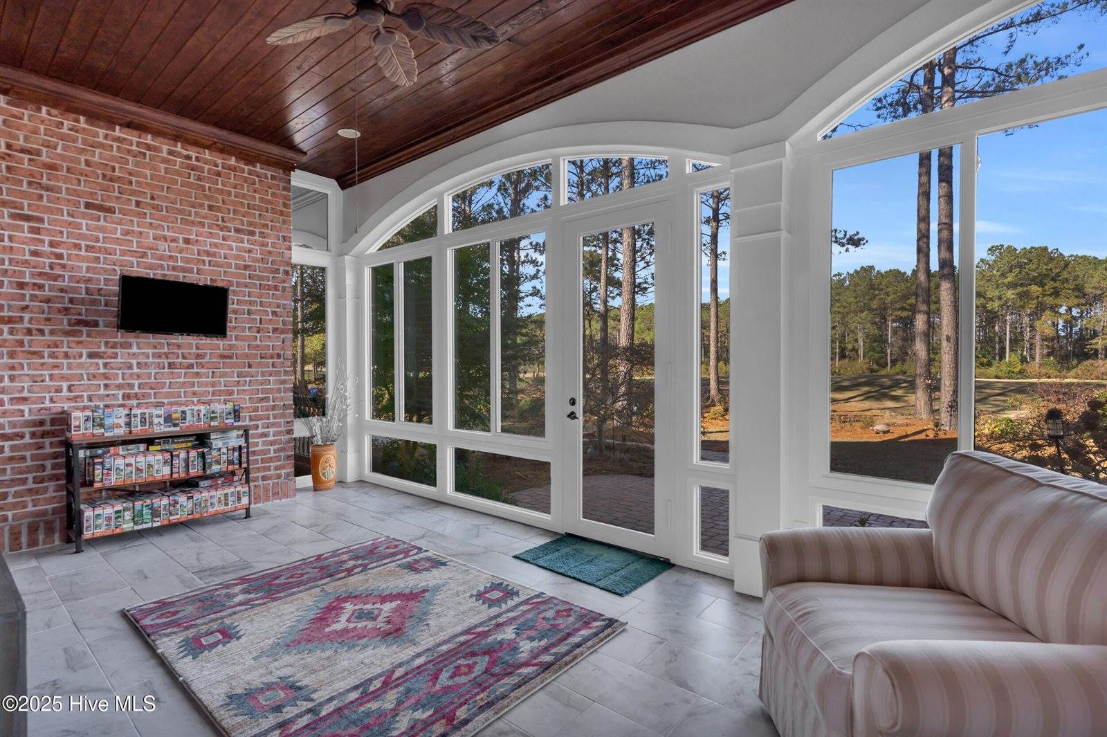 6239 Castlebrook Way SW, Ocean Isle Beach, NC 28469