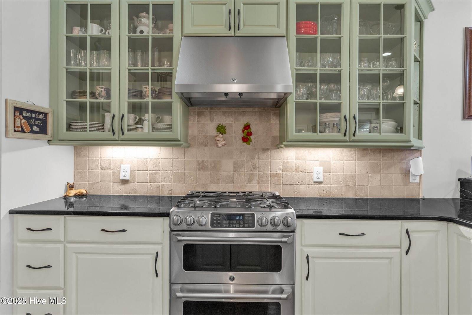 6239 Castlebrook Way SW, Ocean Isle Beach, NC 28469