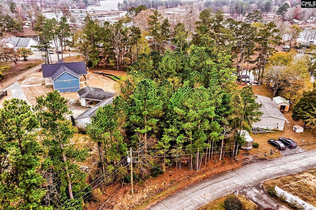 421 W Point, Gilbert, SC 29054