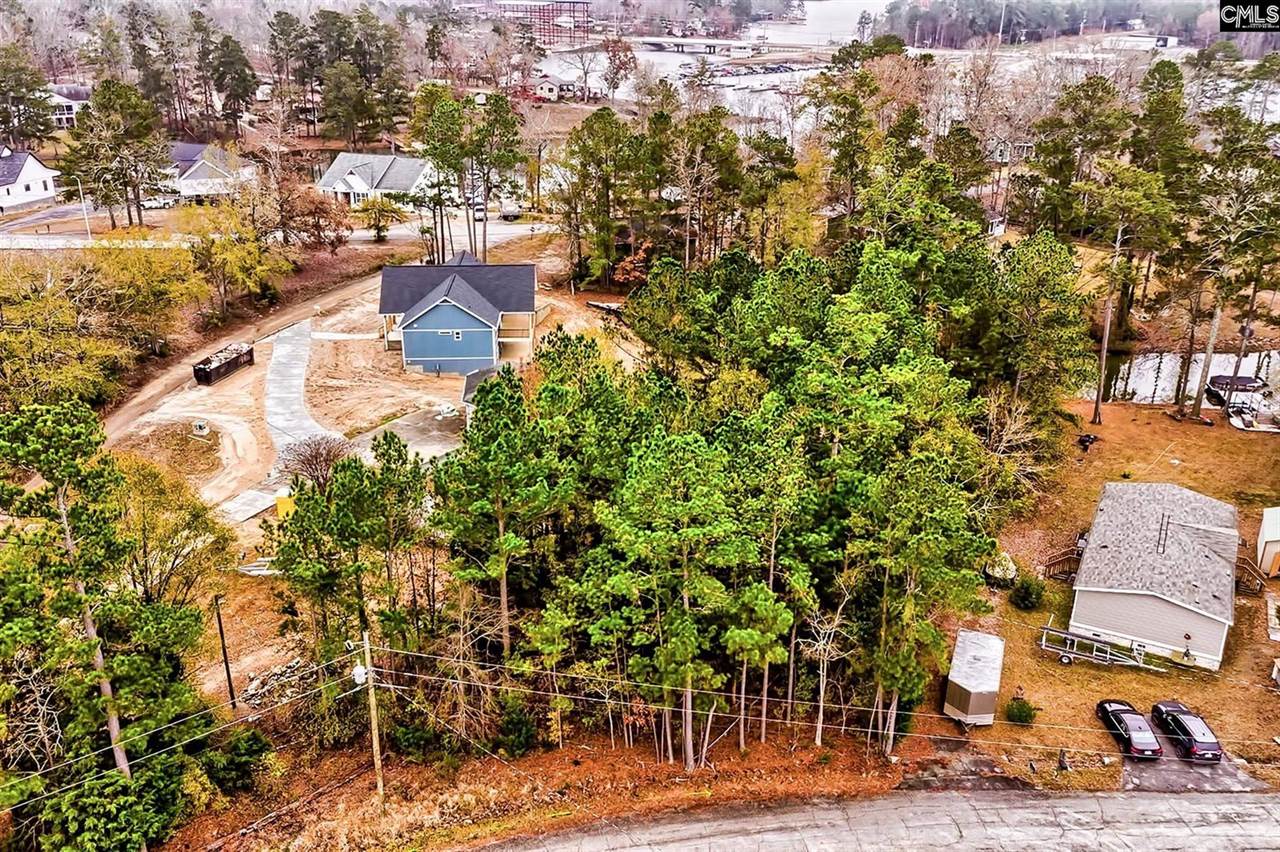 421 W Point, Gilbert, SC 29054