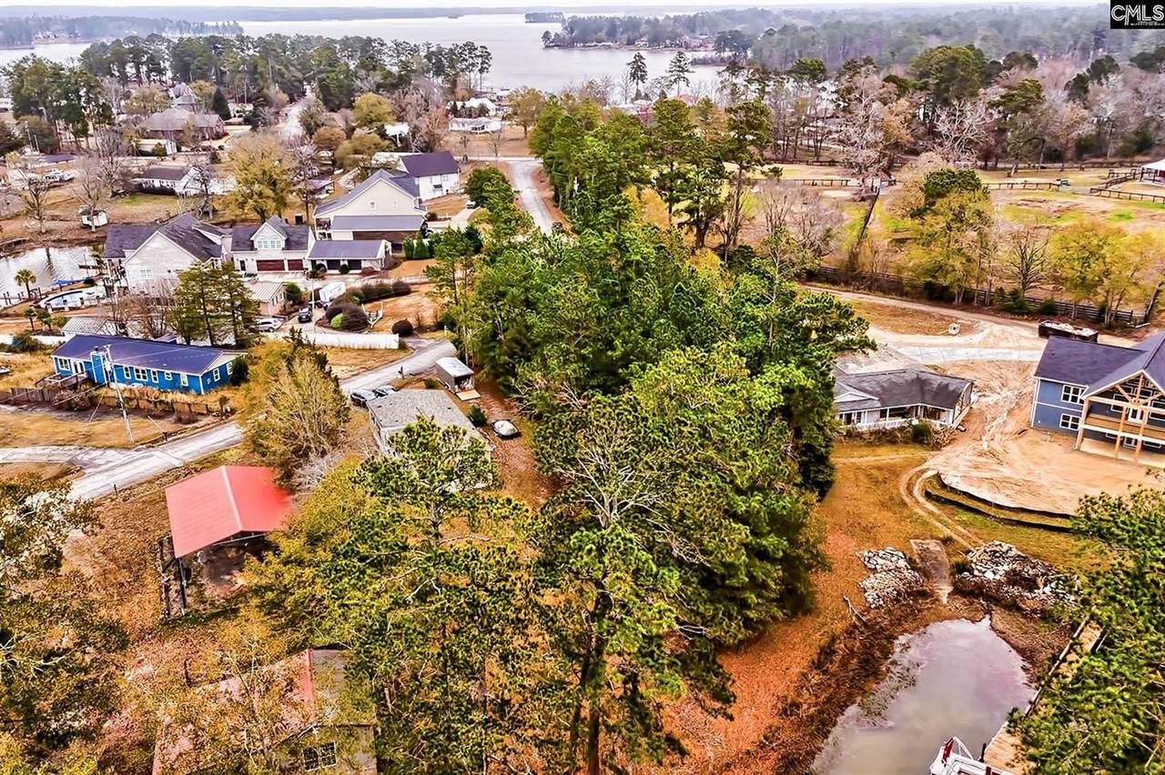 421 W Point, Gilbert, SC 29054