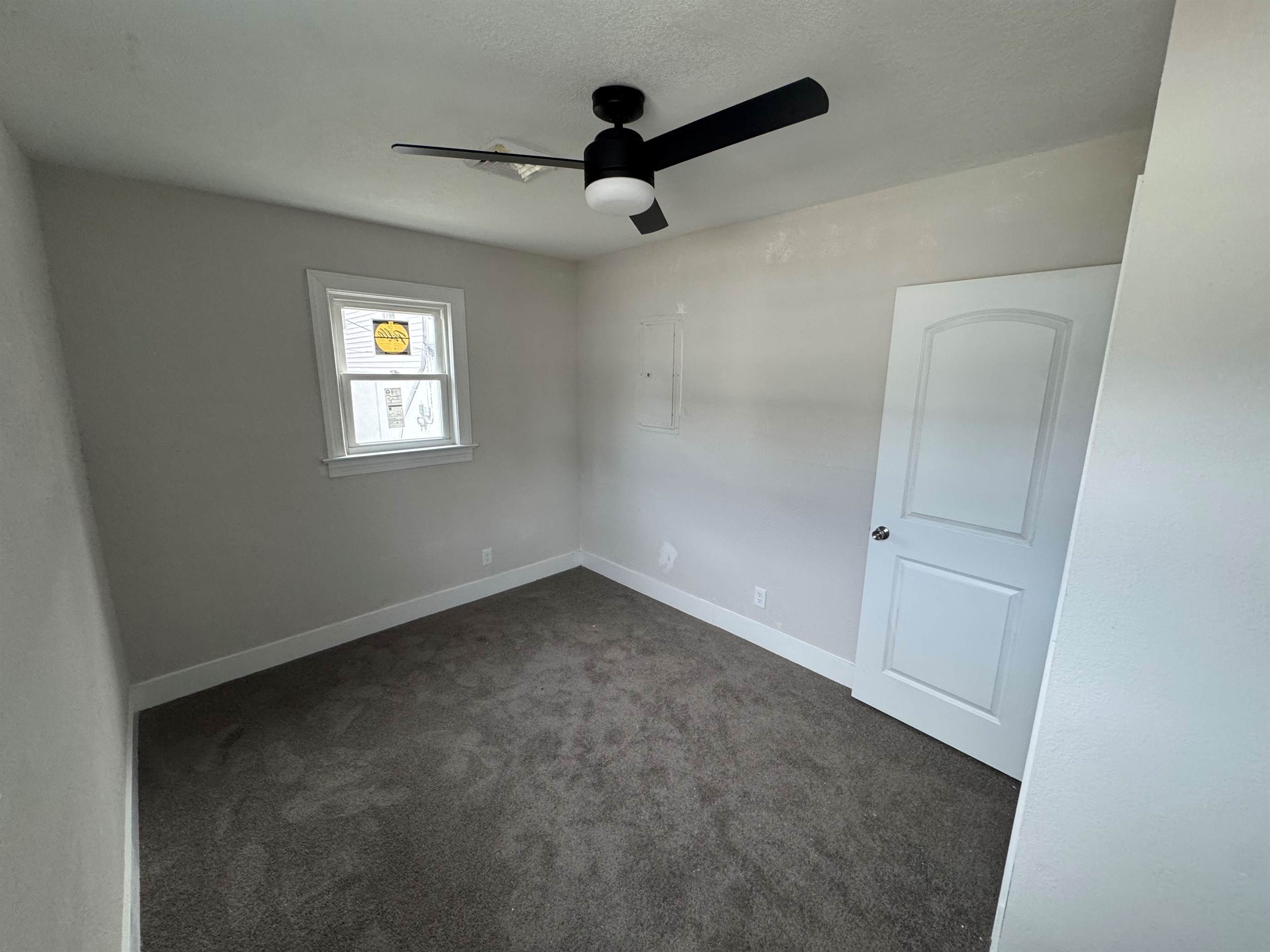 2211 Peach Street, Portsmouth, VA 23704