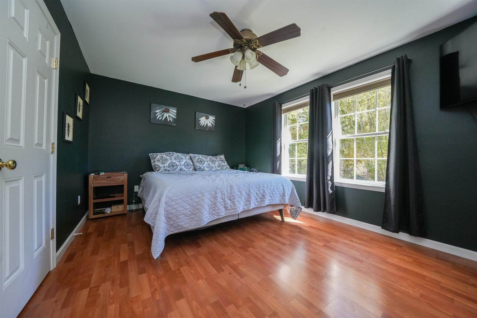 5 Deer Run Lane, Kenduskeag, ME 04450