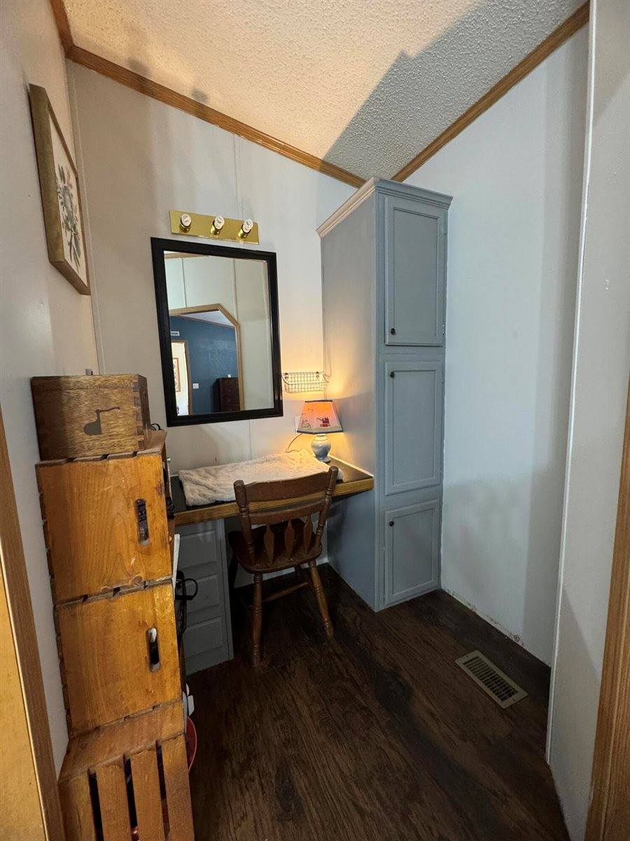 7 Pond Road, Abbot, ME 04406