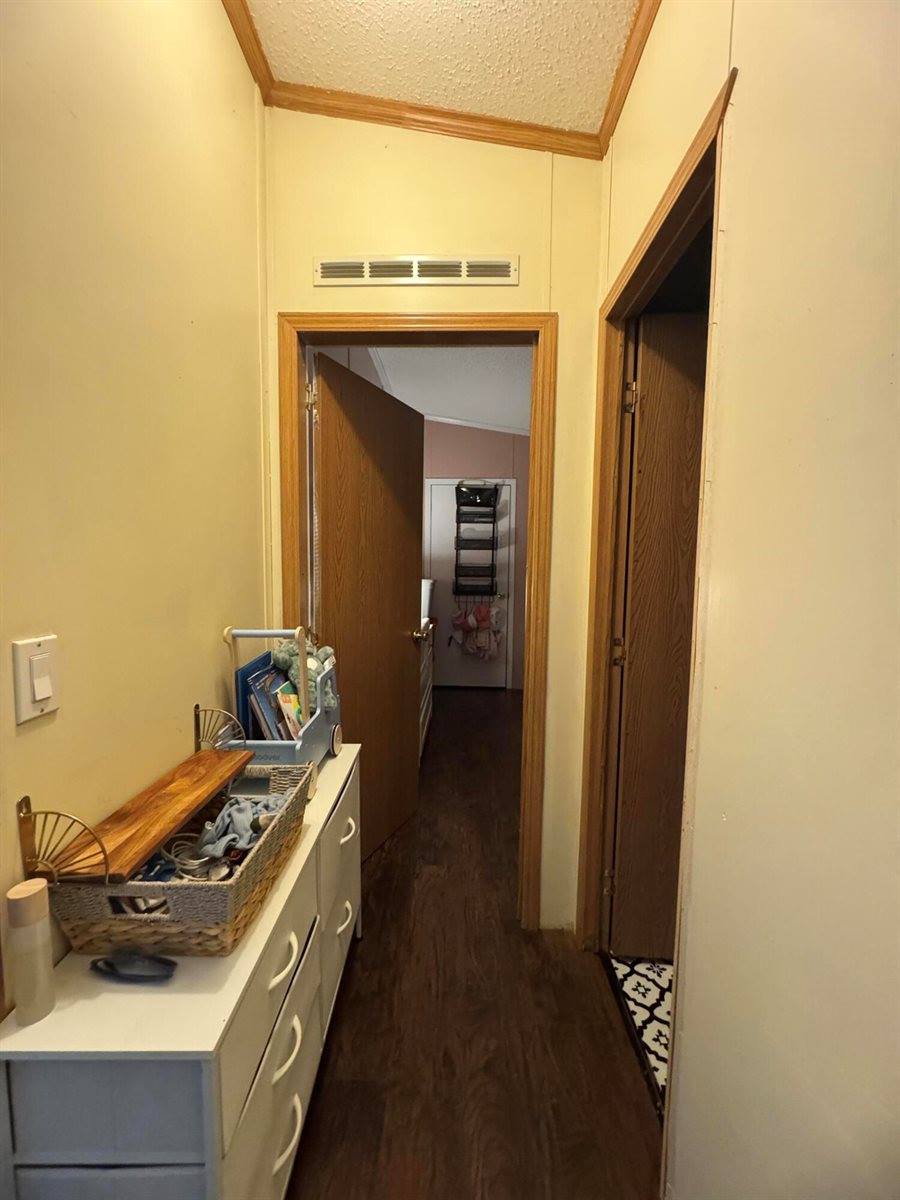 7 Pond Road, Abbot, ME 04406