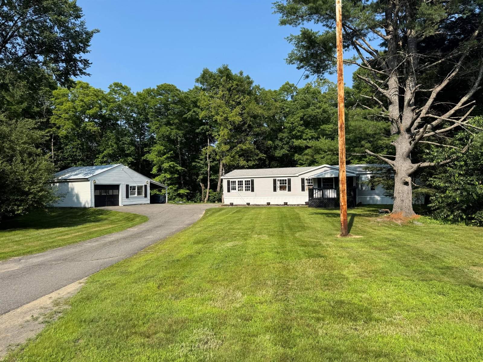 7 Pond Road, Abbot, ME 04406