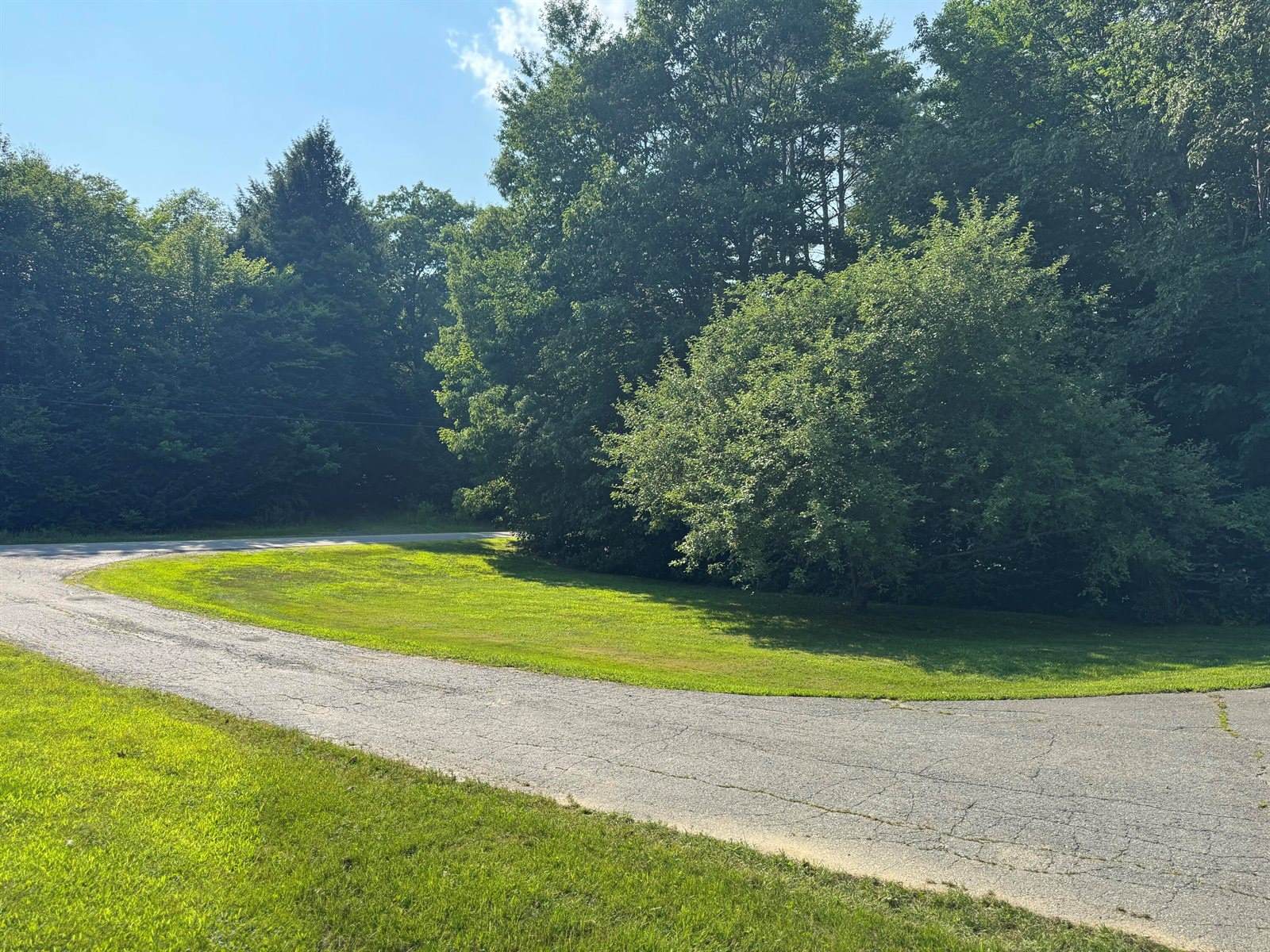 7 Pond Road, Abbot, ME 04406